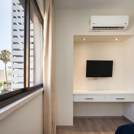 The Jolo * Λεμεσός