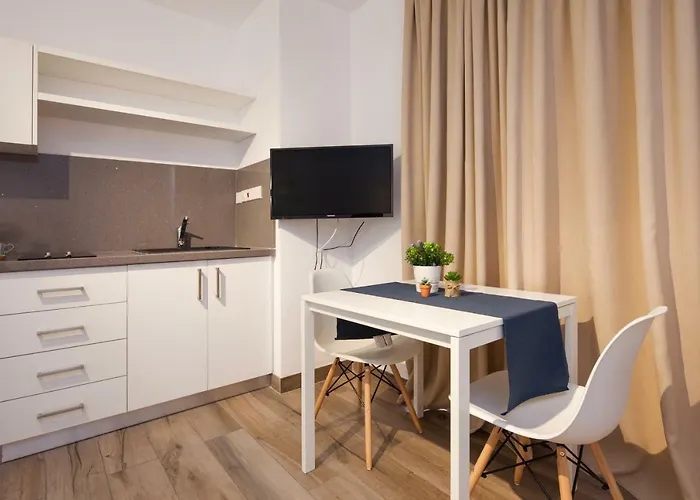 The Jolo アパート