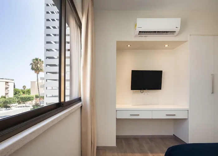 The Jolo * リマソール