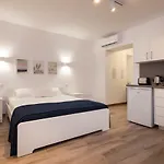 Apartman The Jolo *