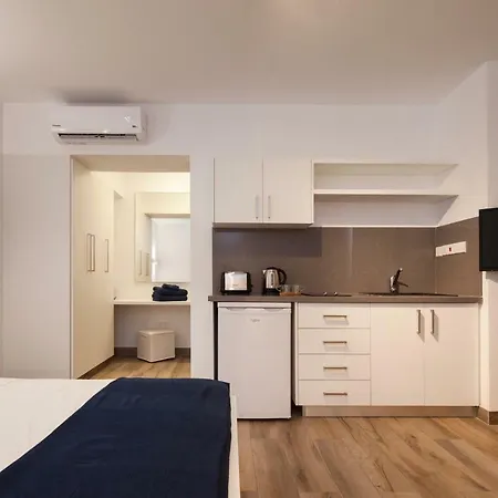 Apartament The Jolo